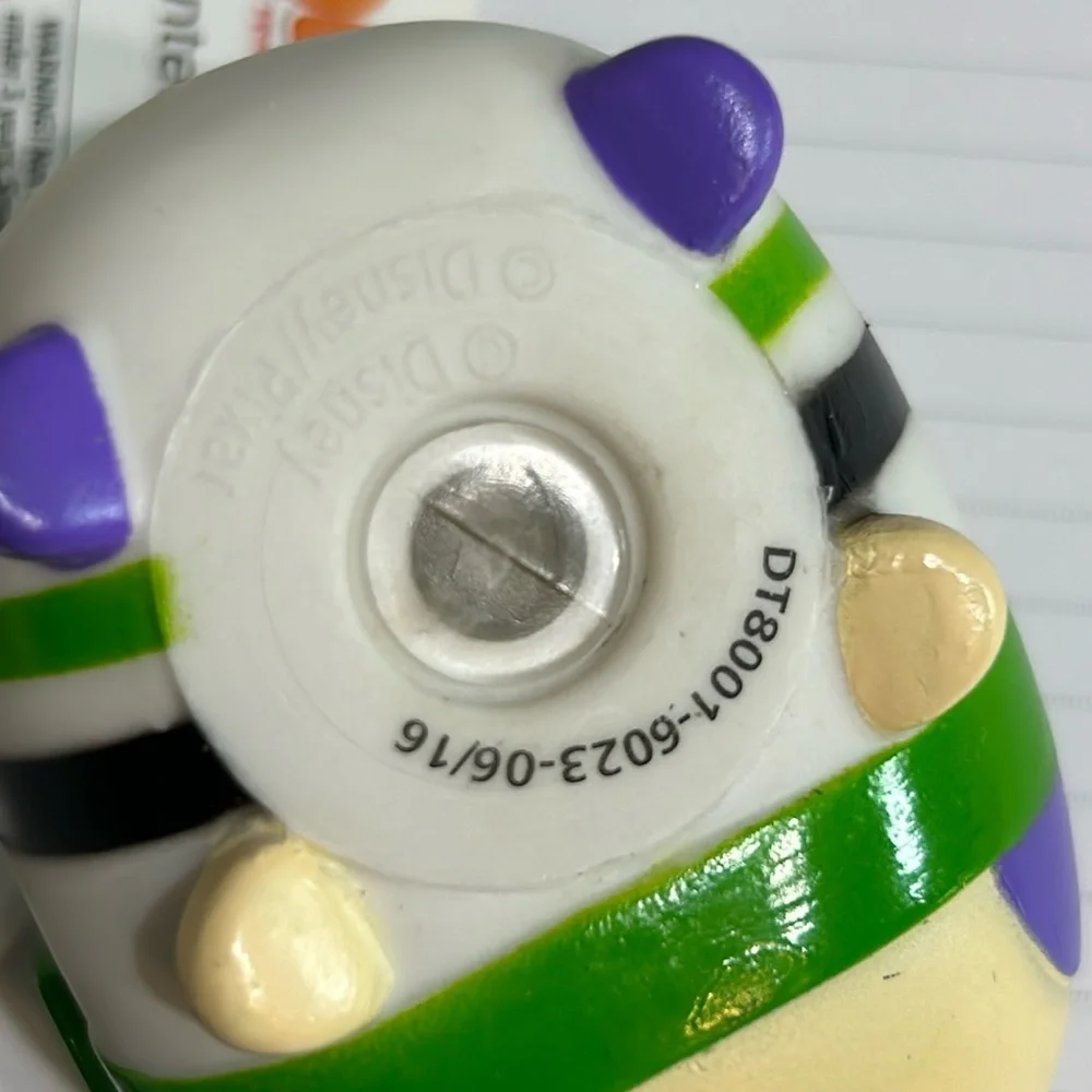 Disney‎ Tsum Tsum - Toy Story Buzz Lightyear Squeezable Scent Keychain Clip NWT